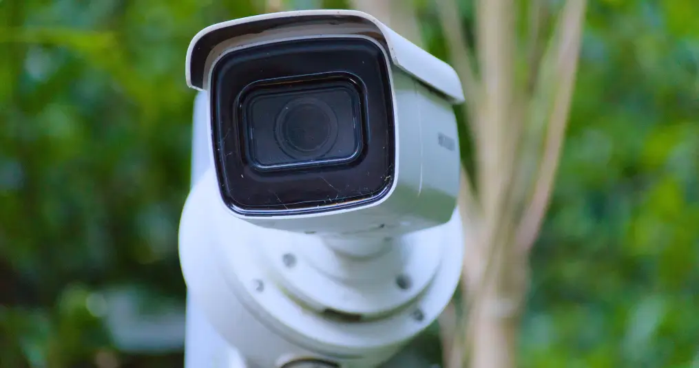 instalacao-de-camera-de-seguranca-em-barueri-rtf-seguranca (1)